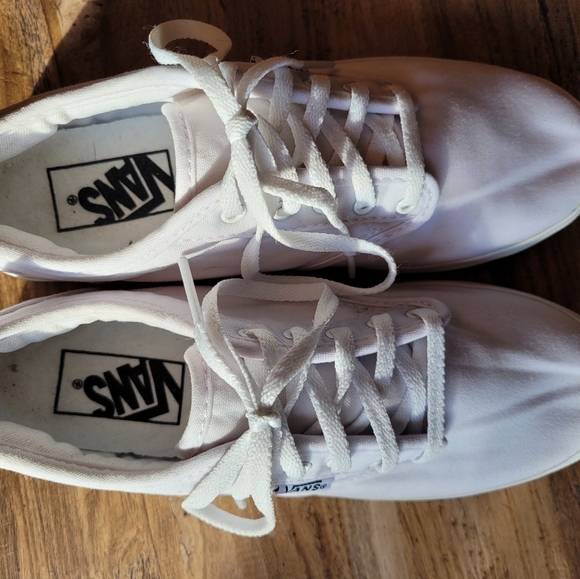 Vans Womens Atwood White Casual Low Top Lace Up shoes - Picture 6 of 9